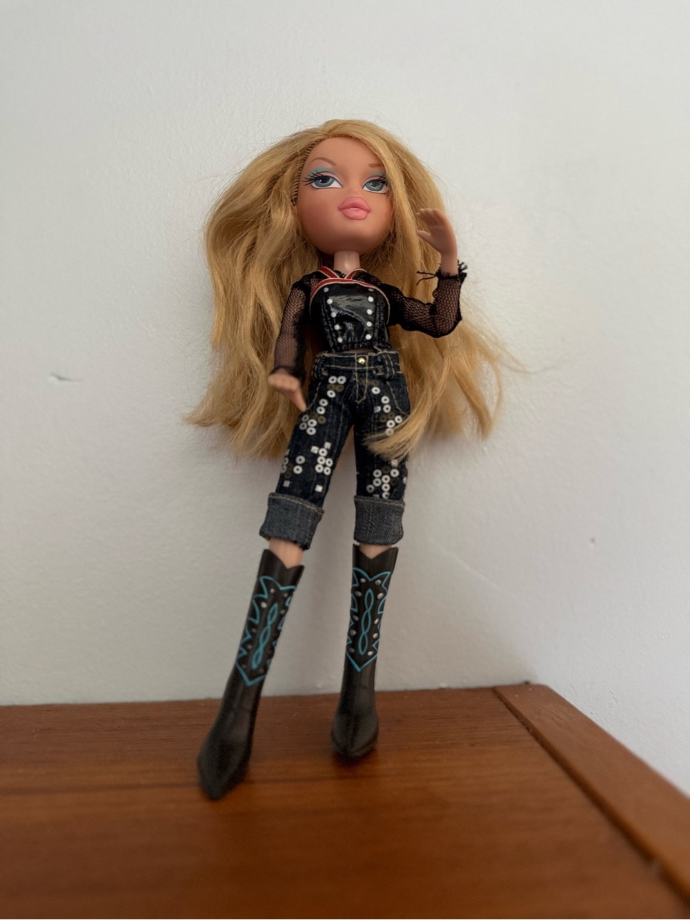 BRATZ | 2005 talking Chloe doll *read*